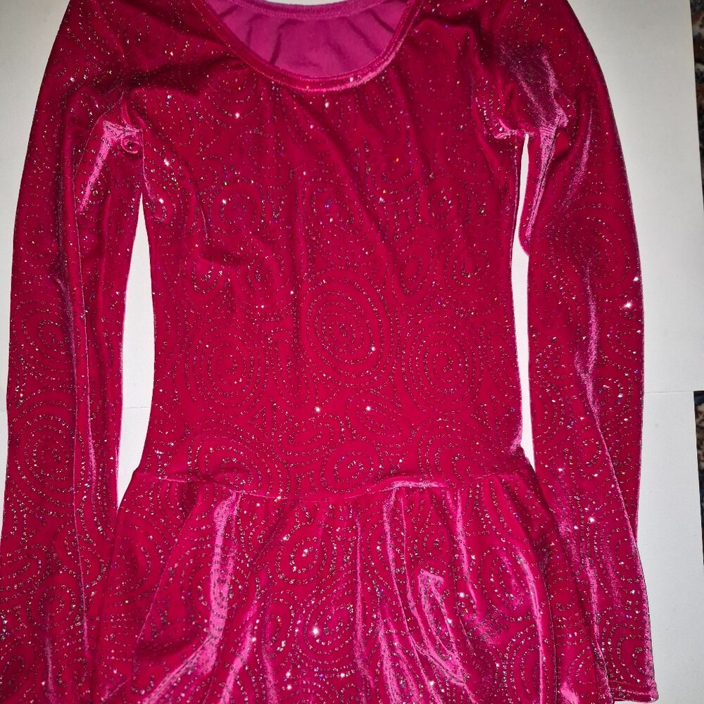 Mondor bright pink adult figure skating sparkl dress NWT NEW medium long sleeves